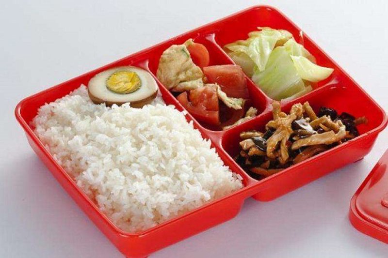 西式快餐不仅美味，而且种类繁多，满足不同口味需求。那么，究竟都有哪些常见的西式快餐食物呢？